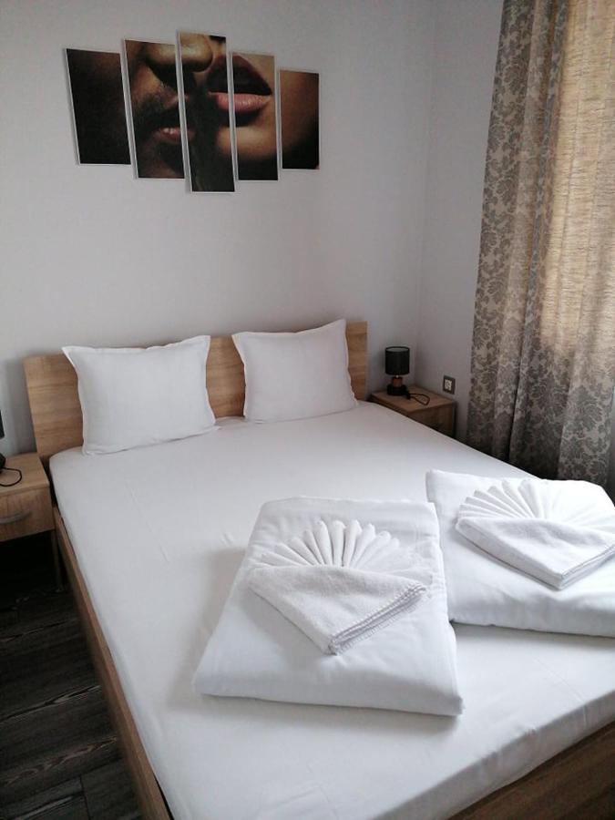 Aparthotel Astoria à Hisarya Extérieur photo